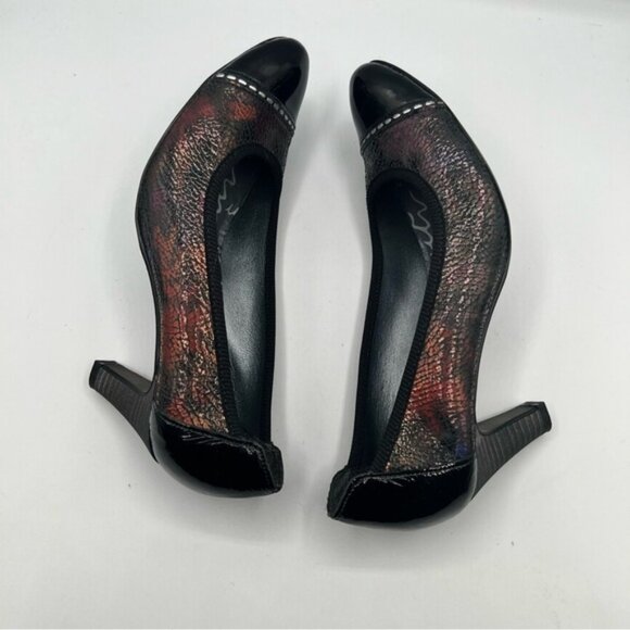 UN TOUR EN VILLE UTV multicoloured cap toe heels pumps Size 36 - Picture 8 of 10